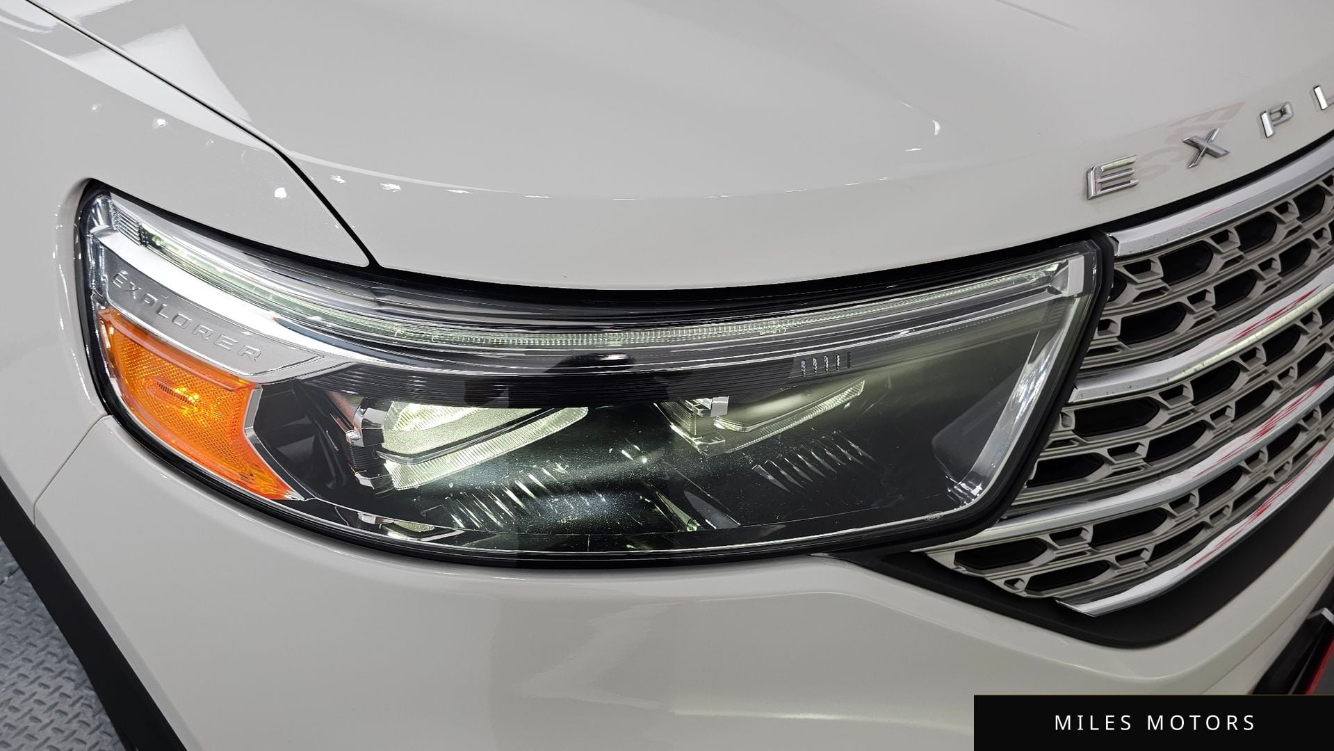 Ford Explorer 2022 — миниатюра 8
