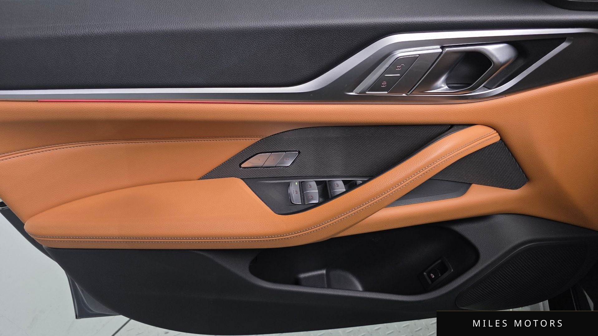 BMW i4 2023 — миниатюра 14