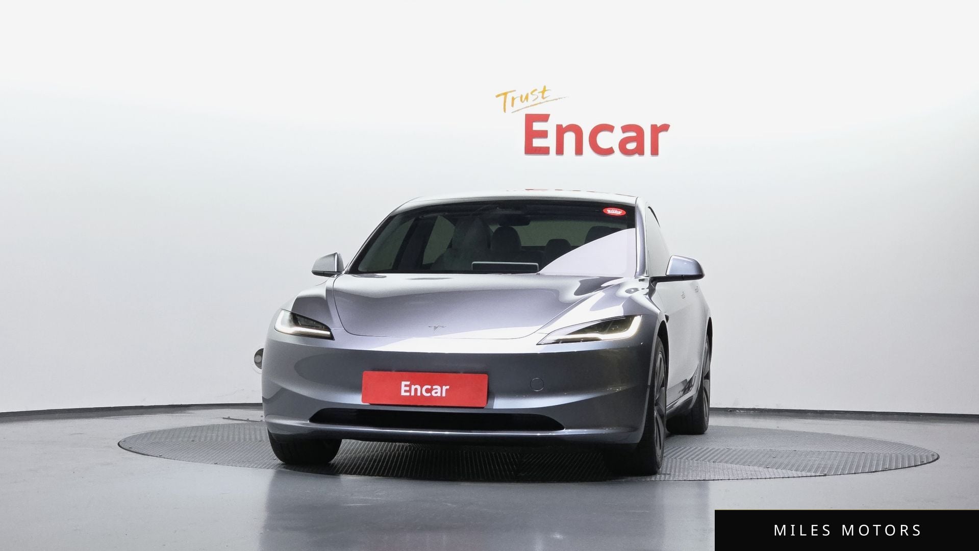 Tesla Model 3 2024 — миниатюра 3