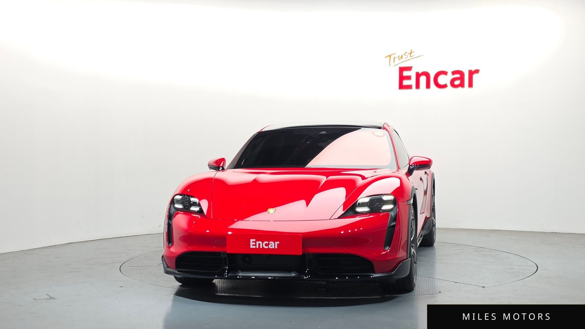 Porsche Taycan 2022 — миниатюра 3