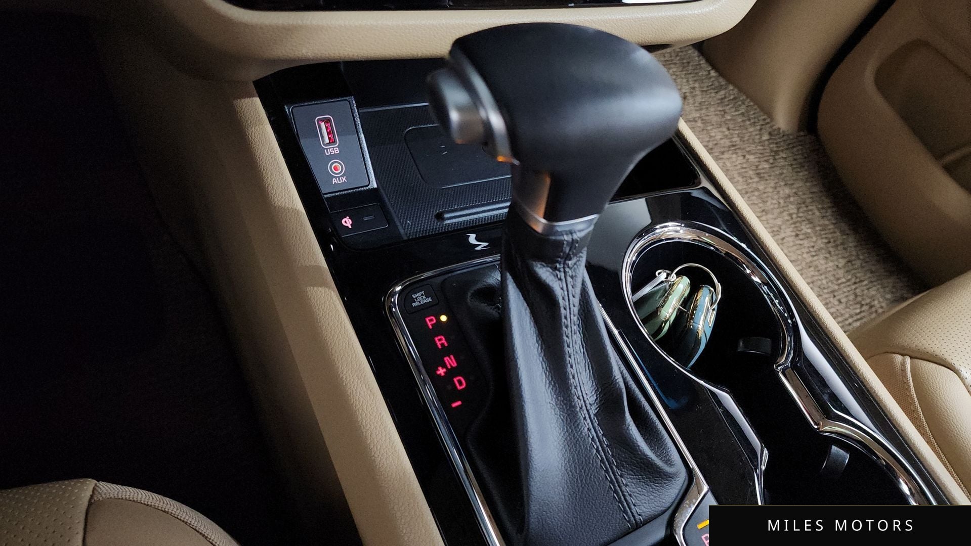 Kia Canival 2020 — миниатюра 12