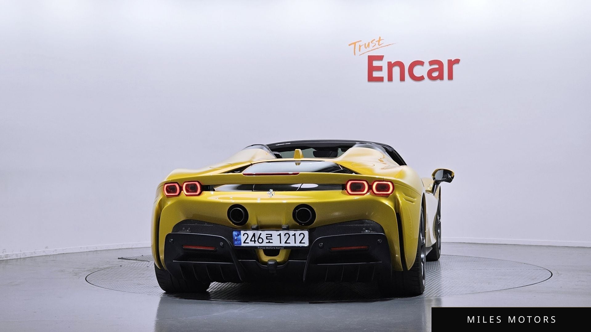 Ferrari SF90 스파이더 2023 — миниатюра 4