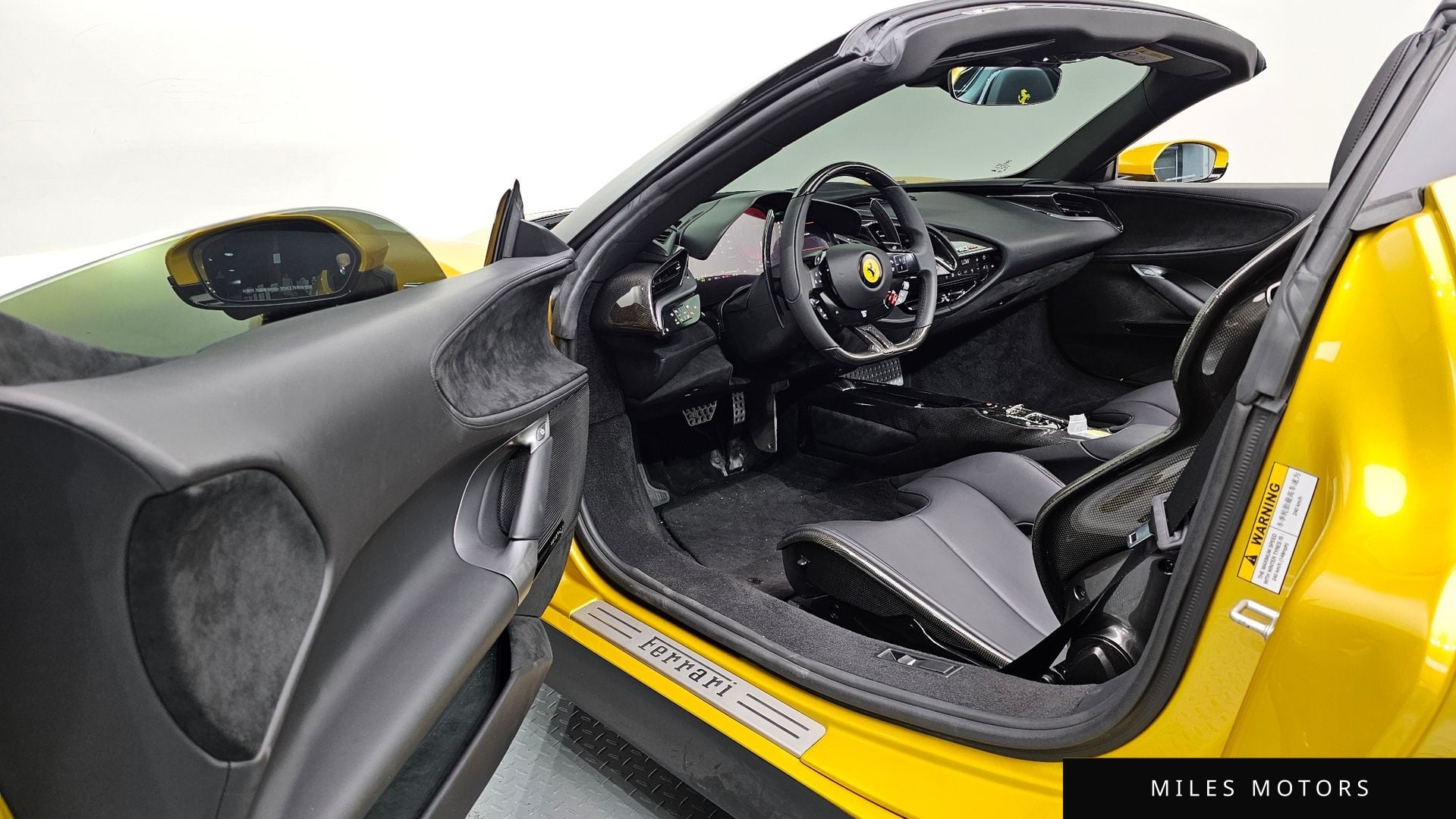 Ferrari SF90 스파이더 2023 — миниатюра 10