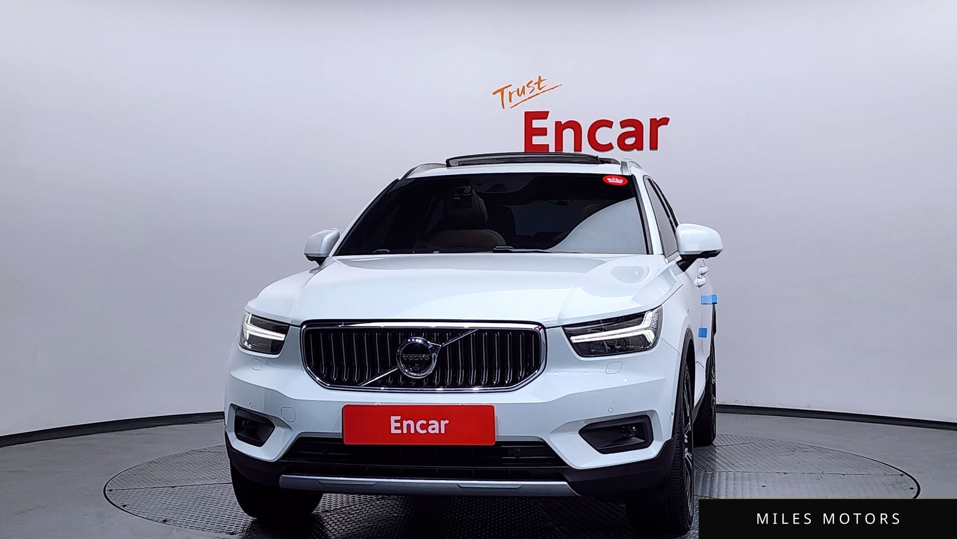 Volvo XC40 2021 — миниатюра 3