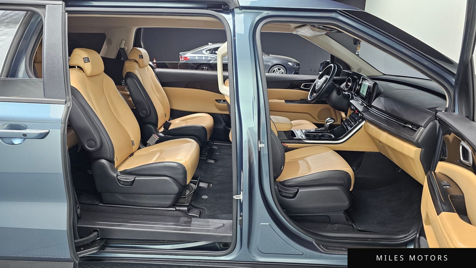 Kia Carnival 2022 — миниатюра 11