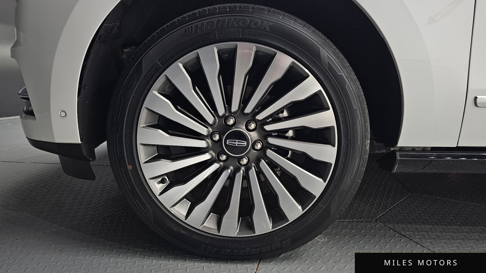 Lincoln 네비게이터 2021 — миниатюра 5