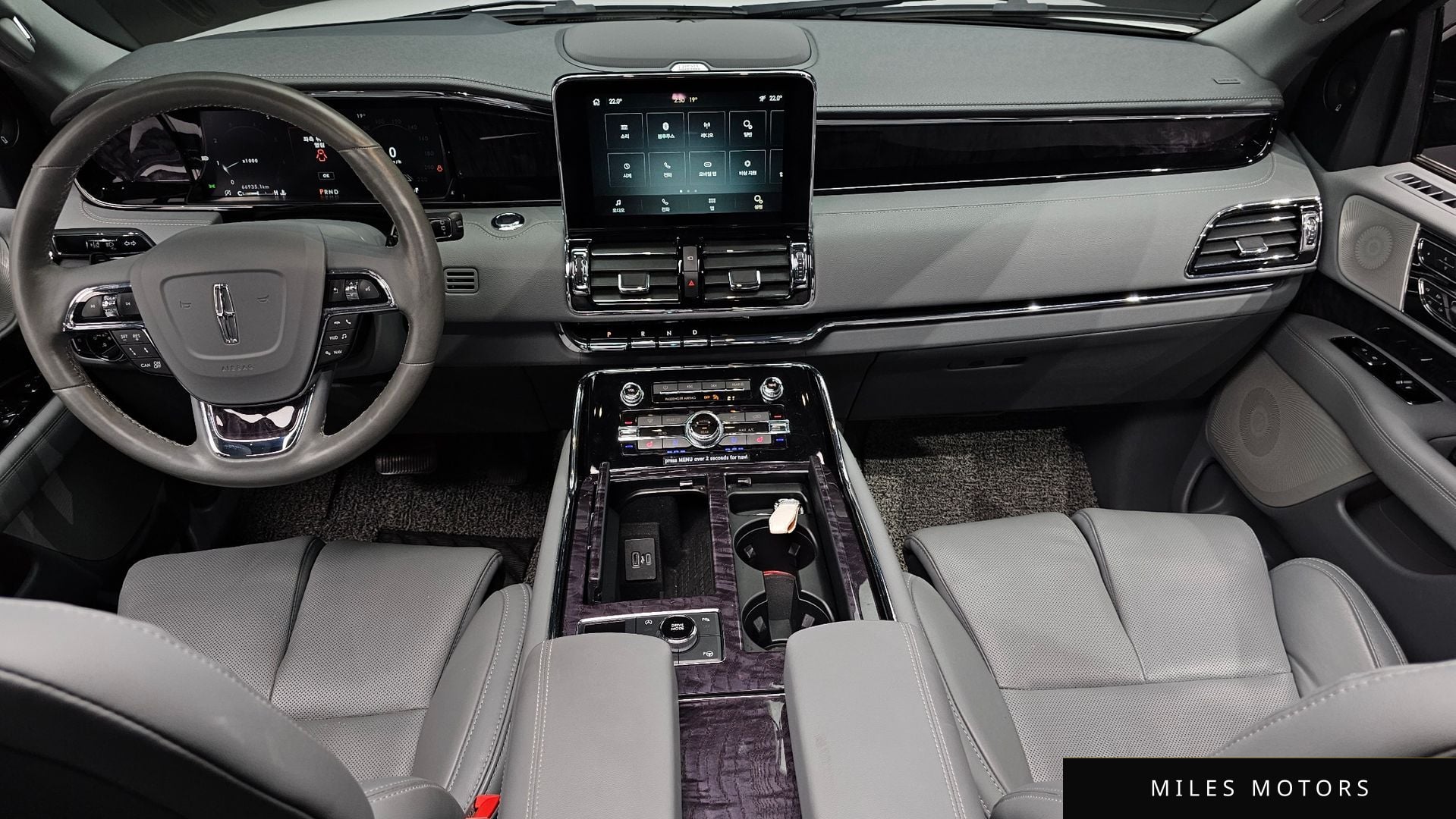 Lincoln 네비게이터 2021 — миниатюра 7