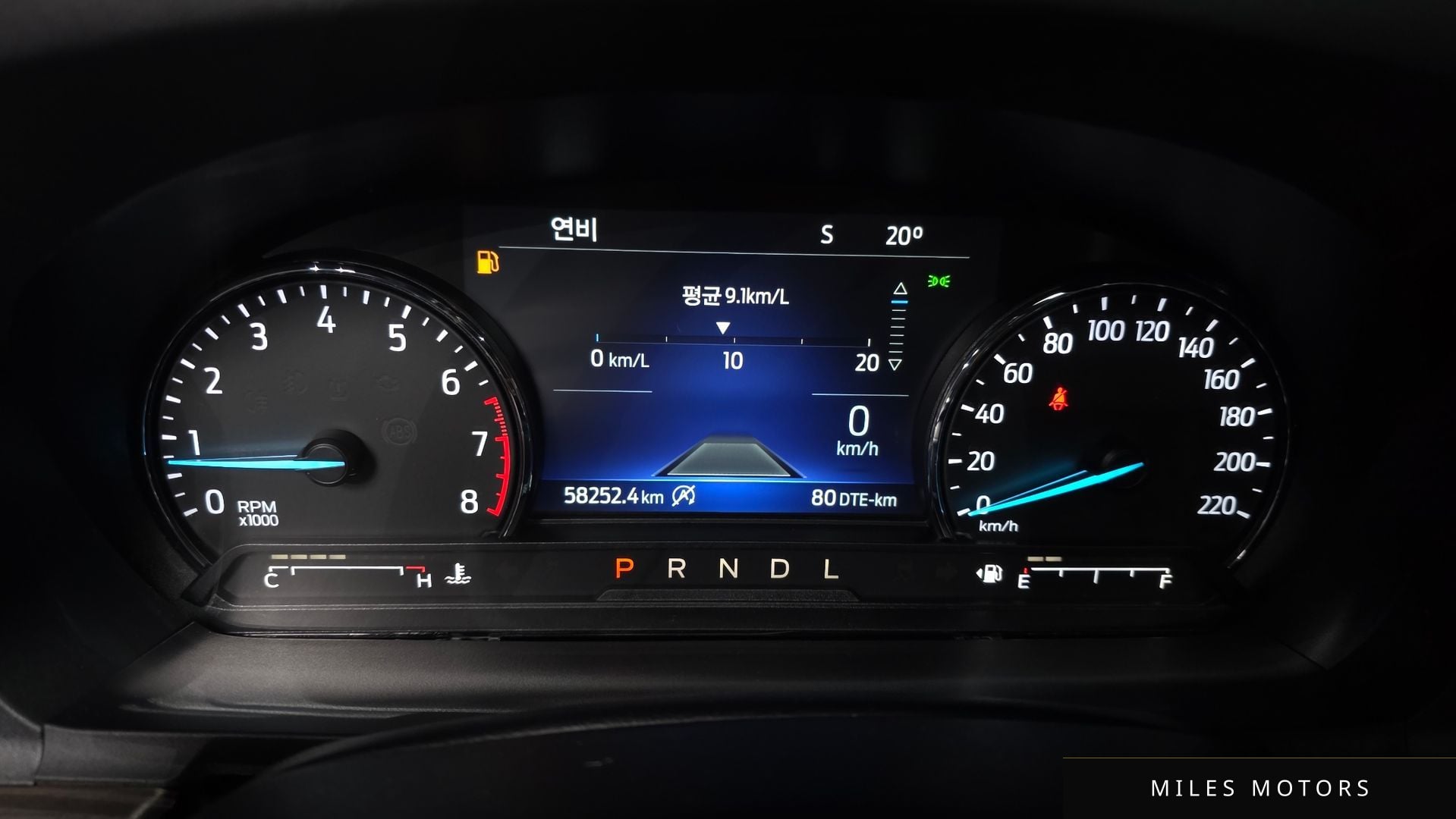 Ford Explorer 2021 — миниатюра 11