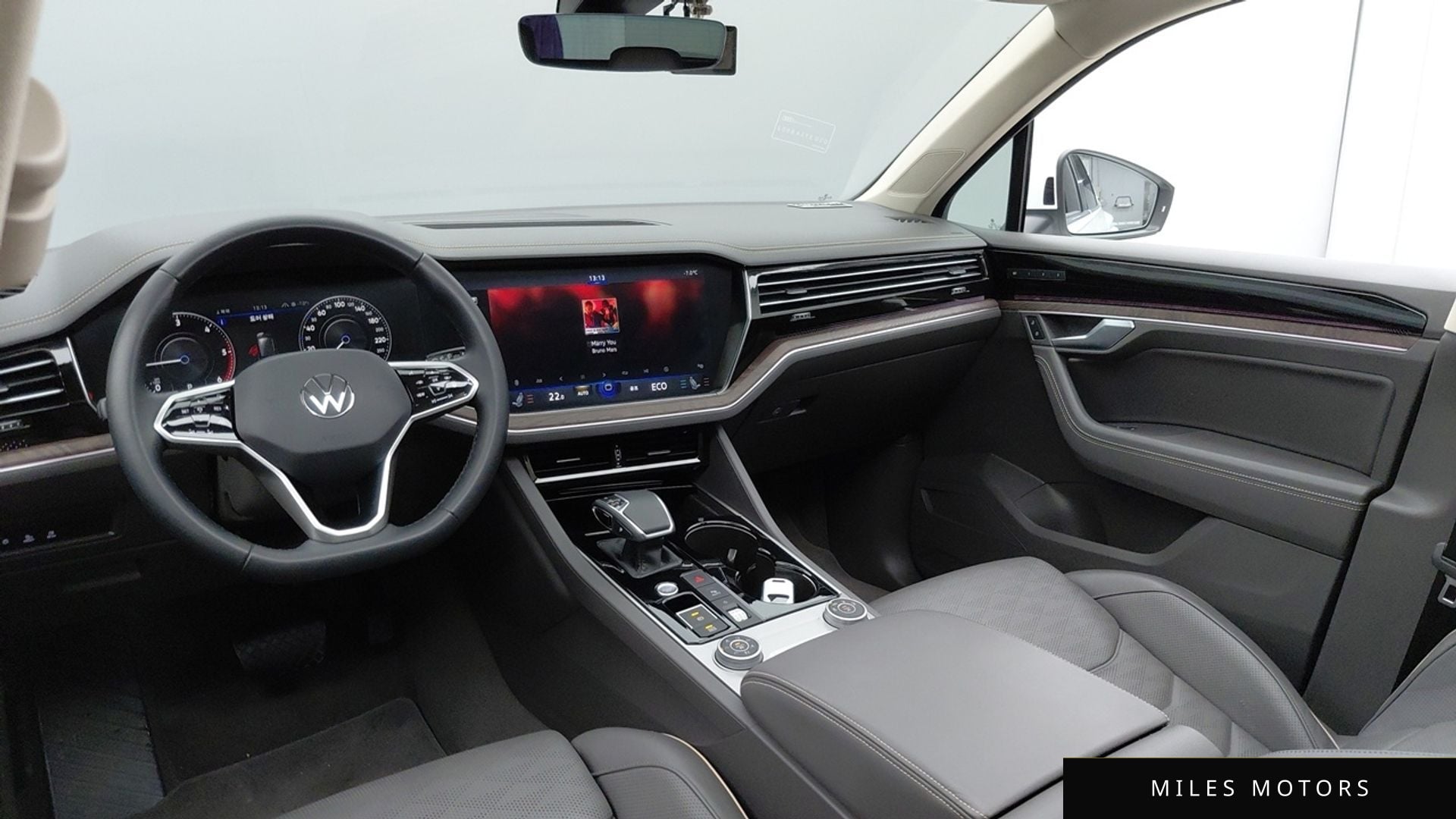 Volkswagen Touareg 2023 — миниатюра 7