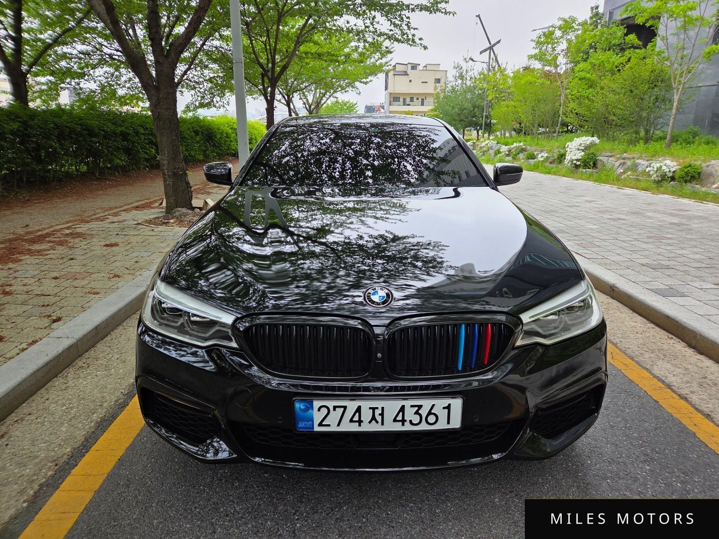 BMW 5 Series (G30) 2017 — миниатюра 3