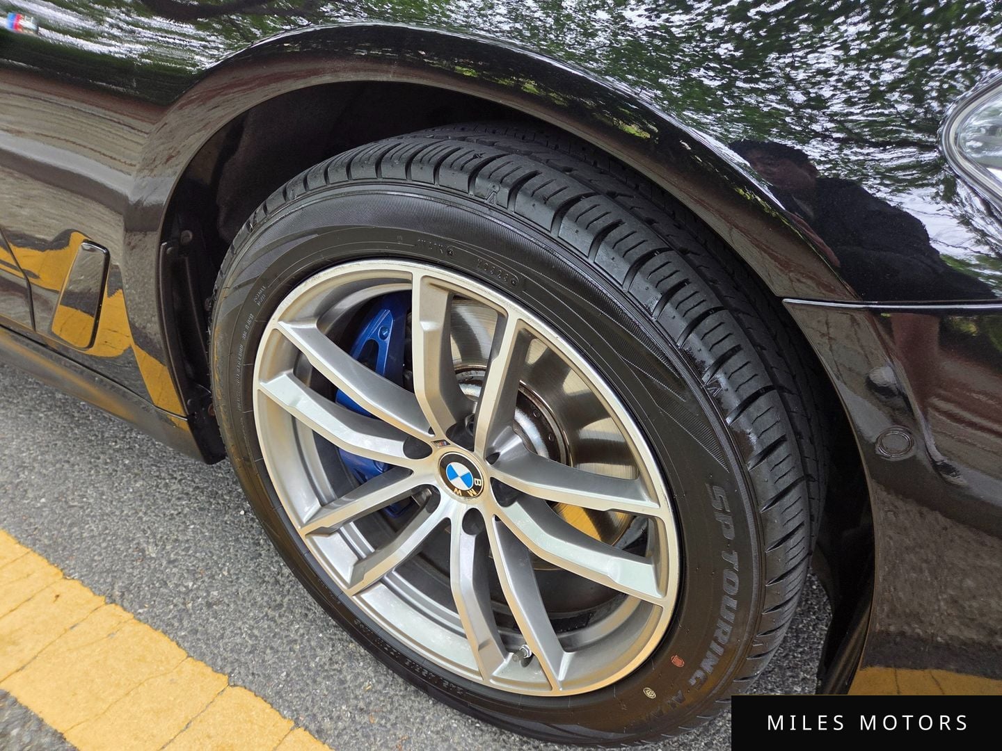 BMW 5 Series (G30) 2017 — миниатюра 5