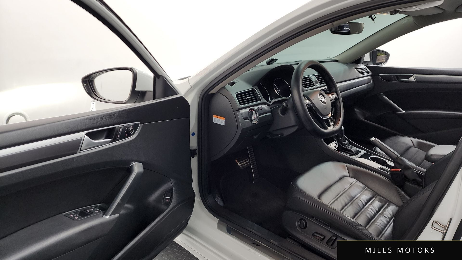 Volkswagen Passat 2016 — миниатюра 10