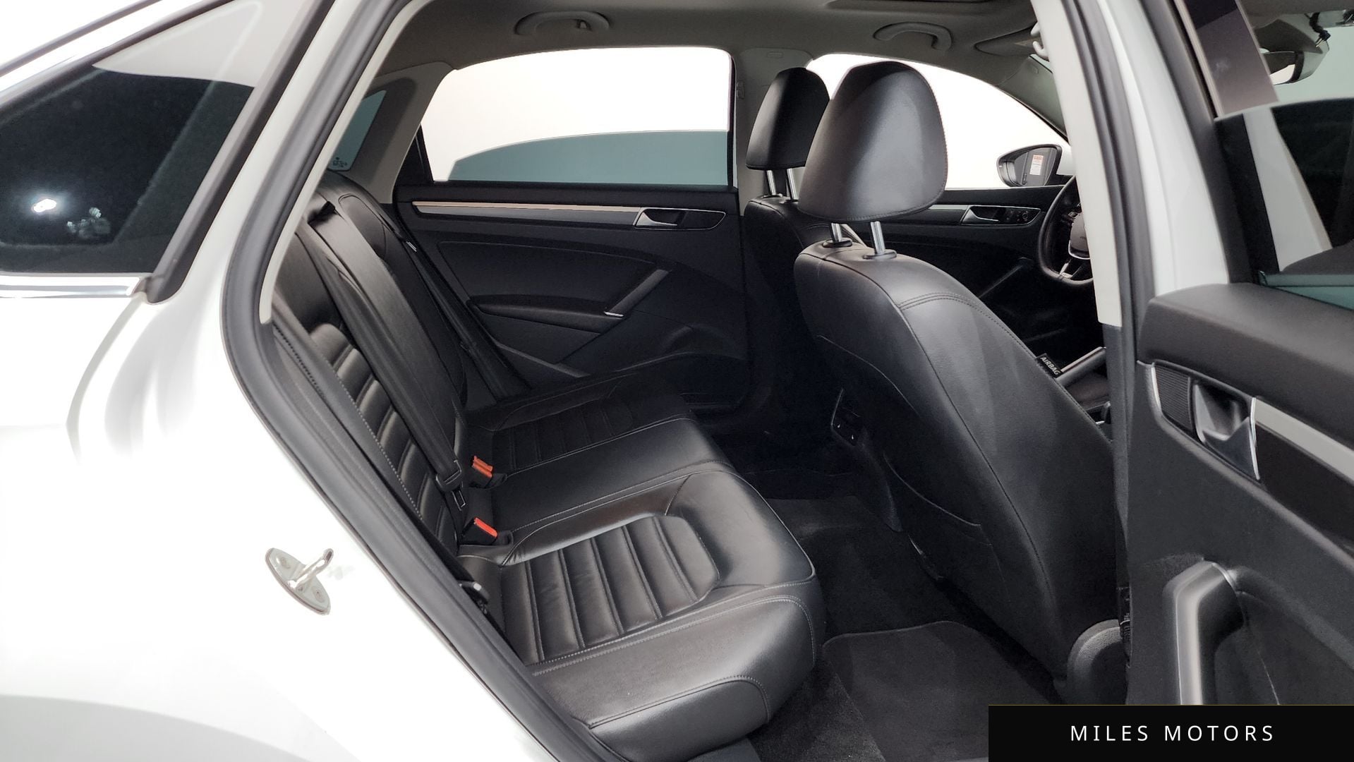 Volkswagen Passat 2016 — миниатюра 11