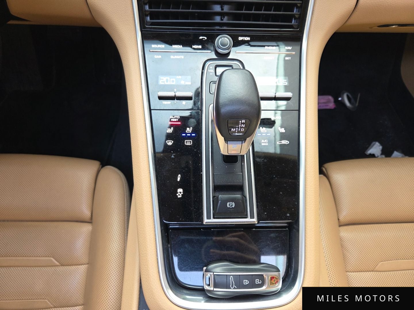 Porsche 파나메라 (971) 2018 — миниатюра 17