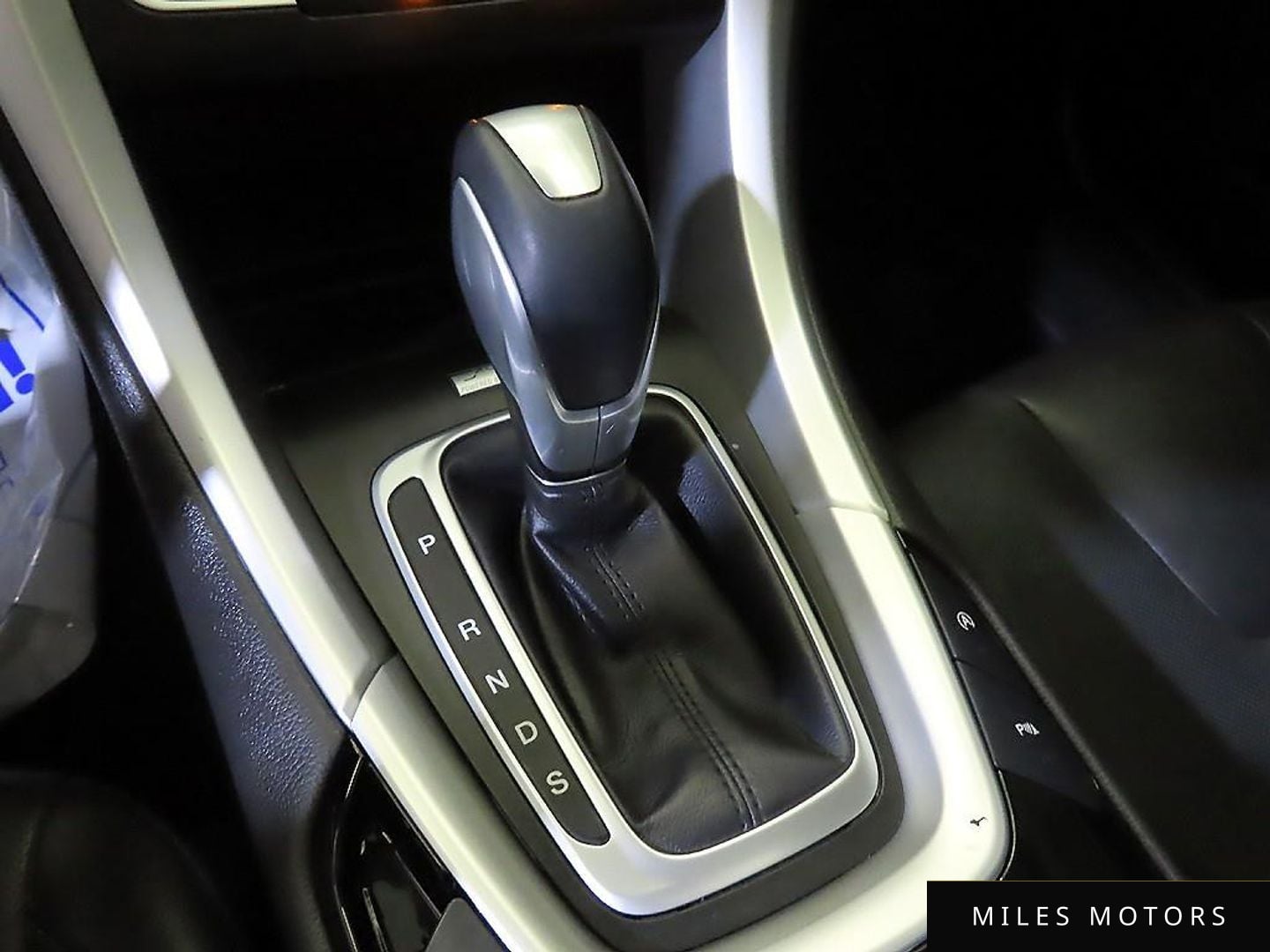 Ford Mondeo 2015 — миниатюра 12