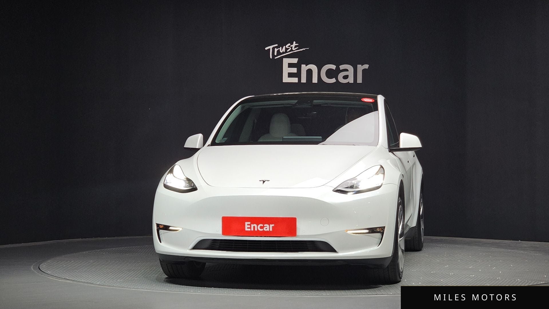 Tesla Model Y 2022 — миниатюра 3