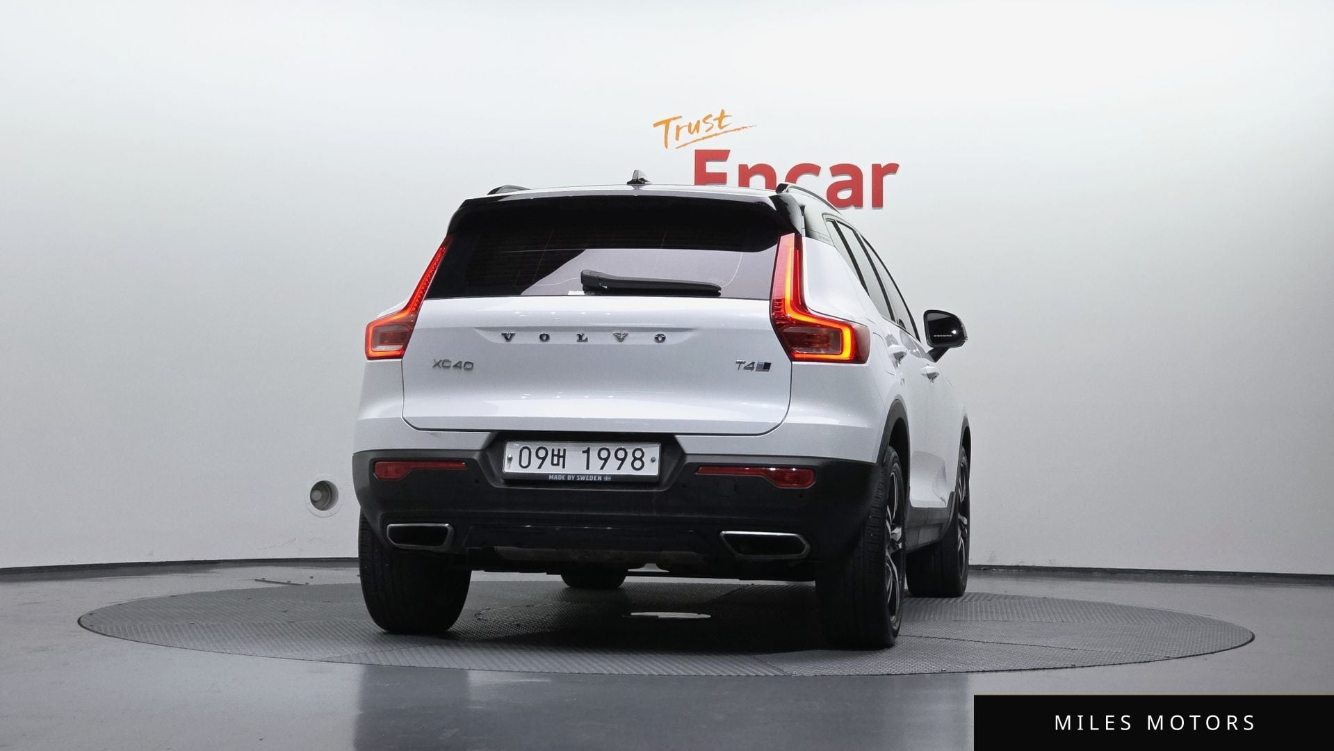 Volvo XC40 2019 — миниатюра 3