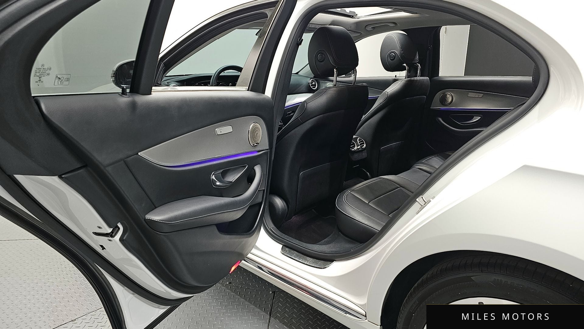 Mercedes-Benz E-Class W213 2019 — миниатюра 12
