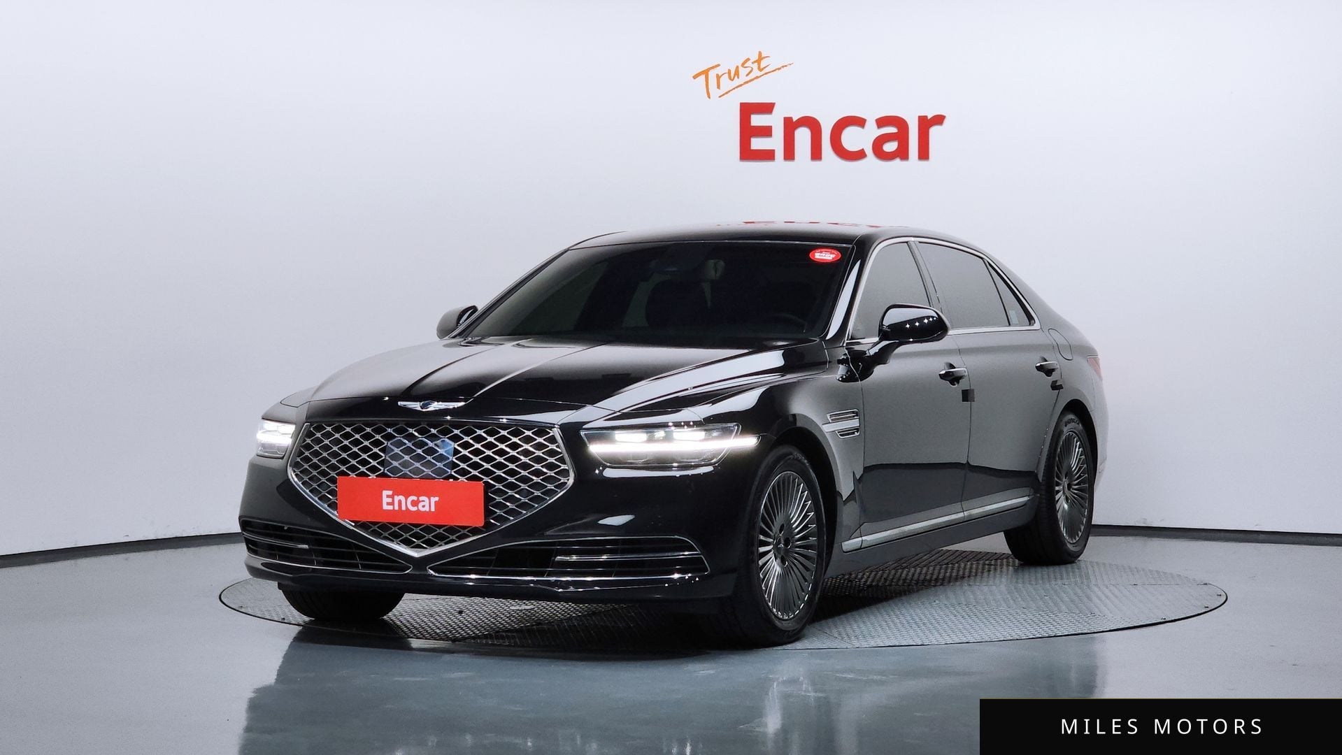 Genesis G90 2021 — фото 1 из 12