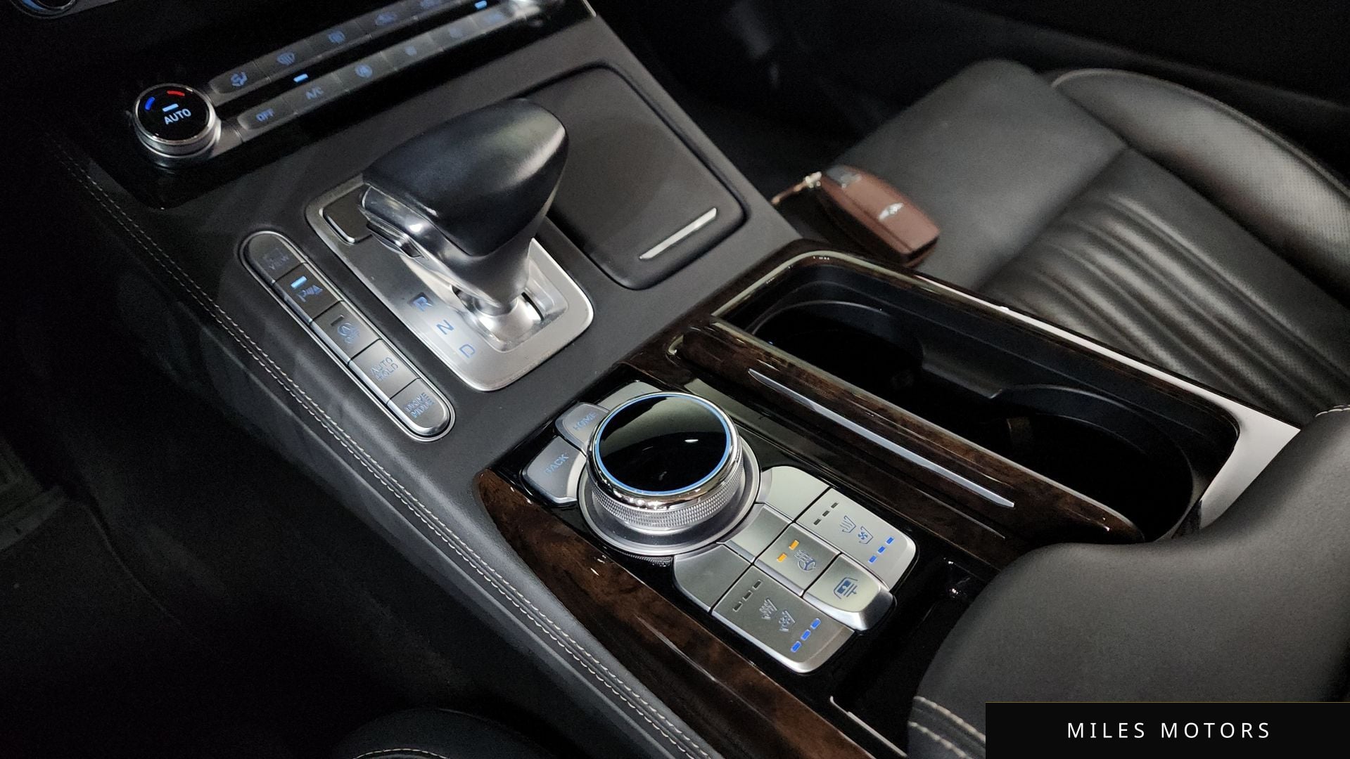 Genesis G90 2021 — миниатюра 12