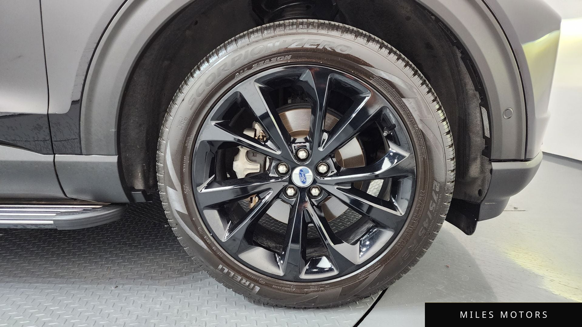 Ford Explorer 2021 — миниатюра 7