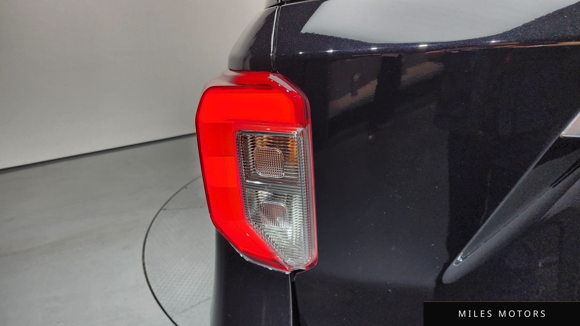 Ford Explorer 2021 — миниатюра 9