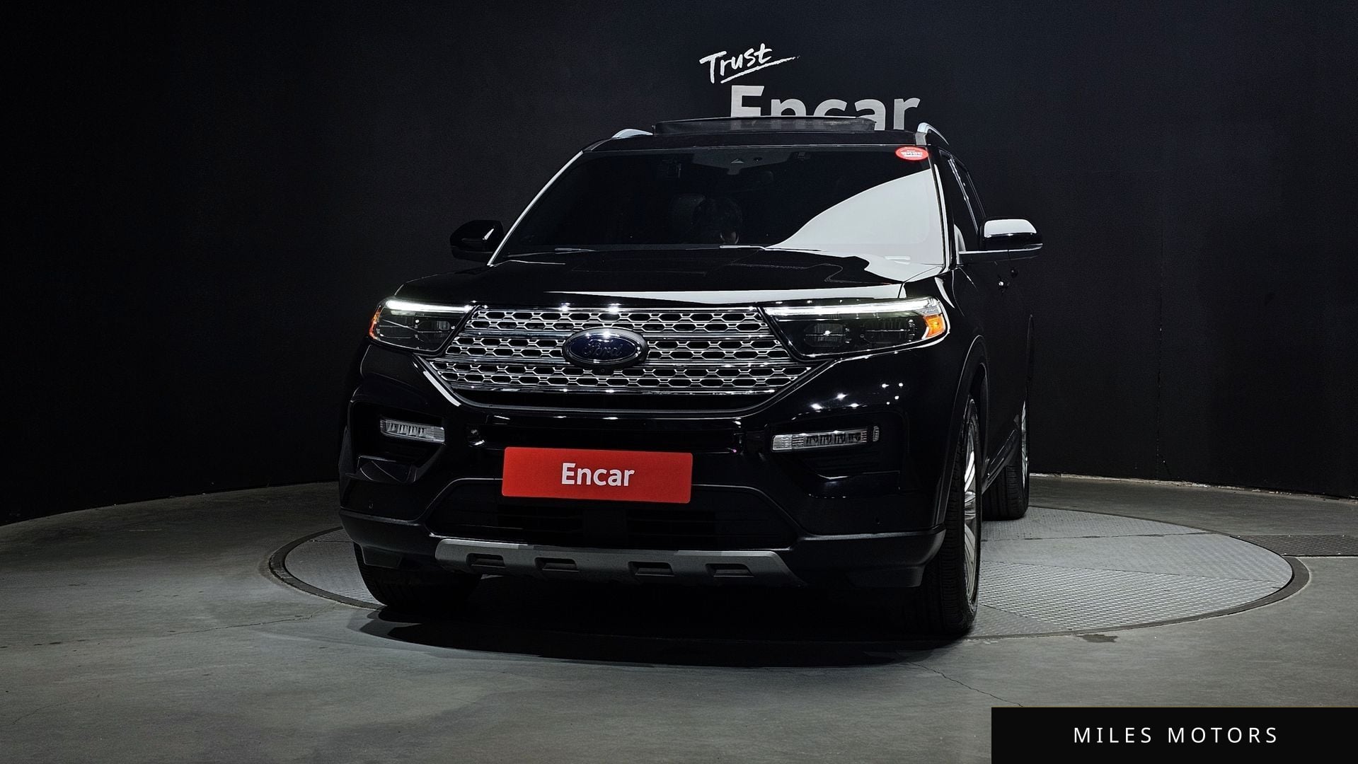 Ford Explorer 2020 — миниатюра 3
