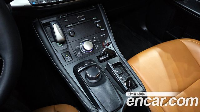 Лексус CT200h 2014 — миниатюра 9