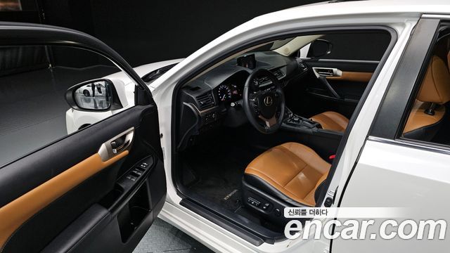 Лексус CT200h 2014 — миниатюра 10