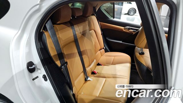 Лексус CT200h 2014 — миниатюра 15