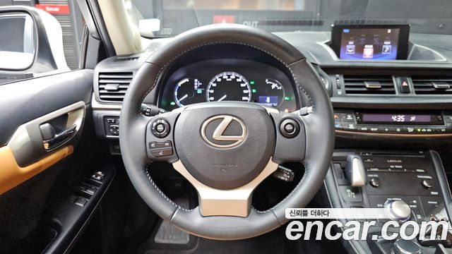 Лексус CT200h 2014 — миниатюра 17