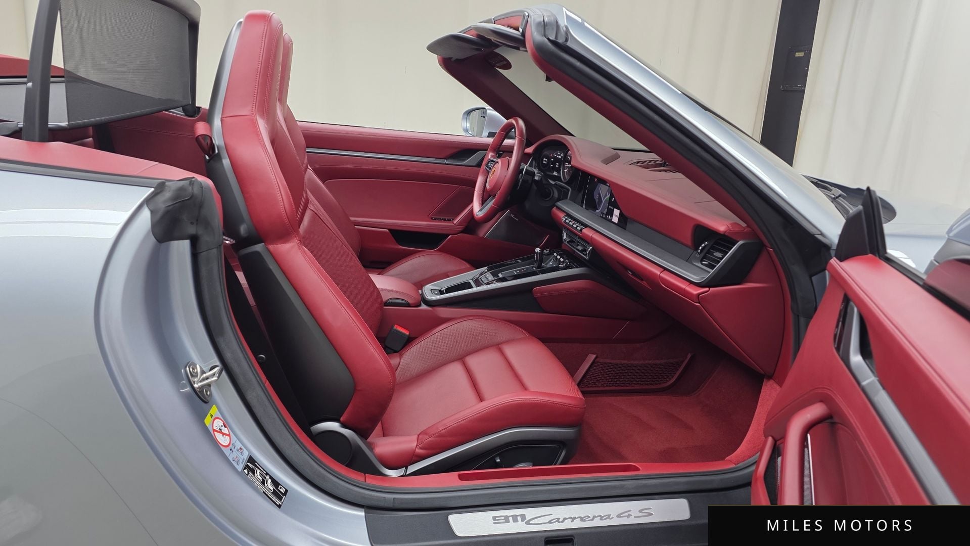 Porsche 911 (992) 2020 — миниатюра 11