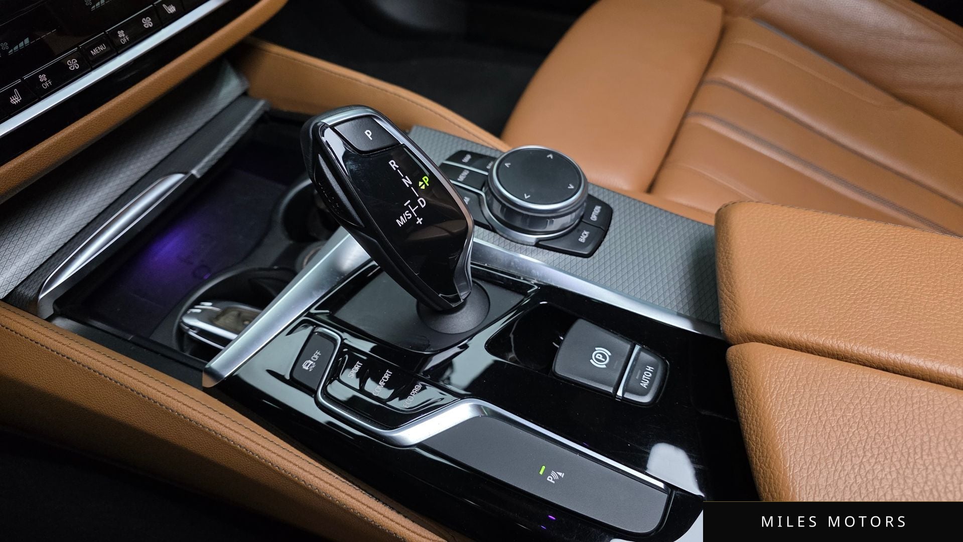 BMW 5 Series (G30) 2018 — миниатюра 12