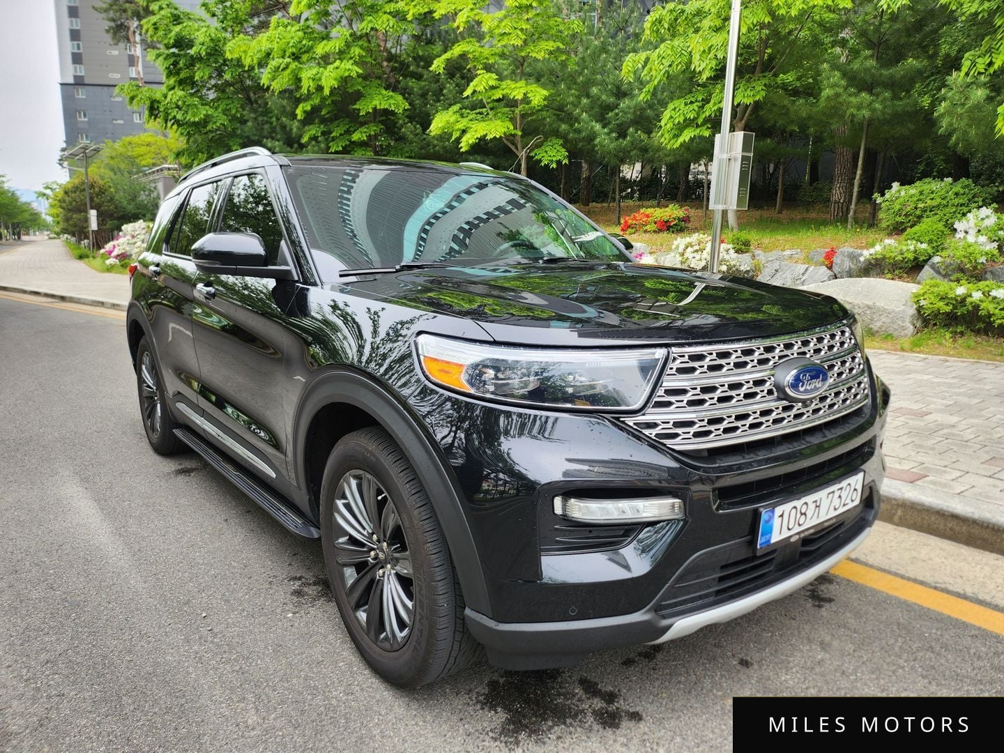 Ford Explorer 2020 — фото 1 из 12