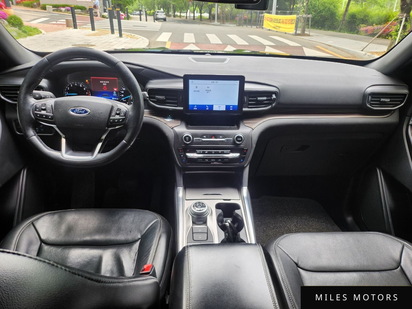 Ford Explorer 2020 — миниатюра 6