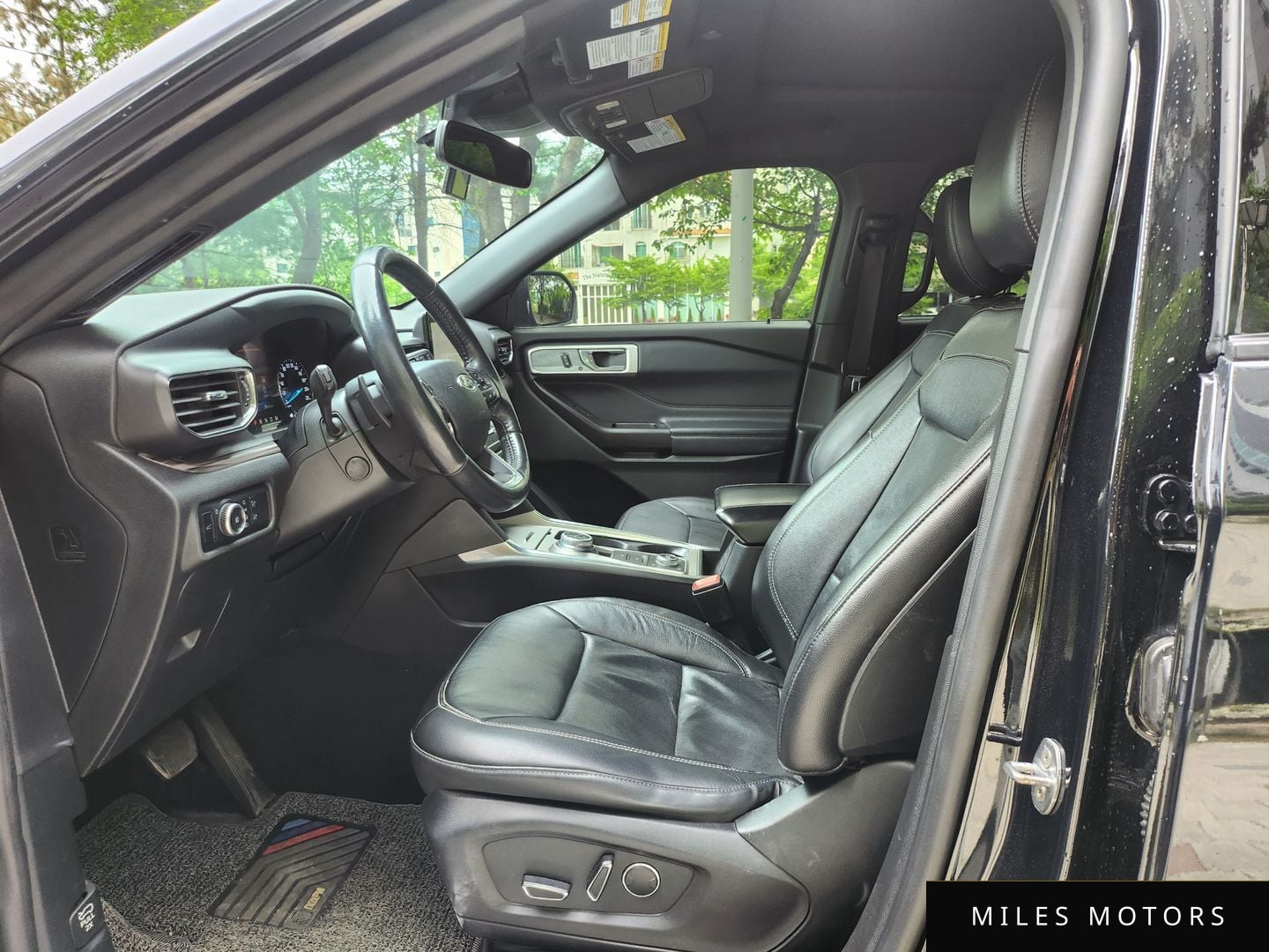 Ford Explorer 2020 — миниатюра 7