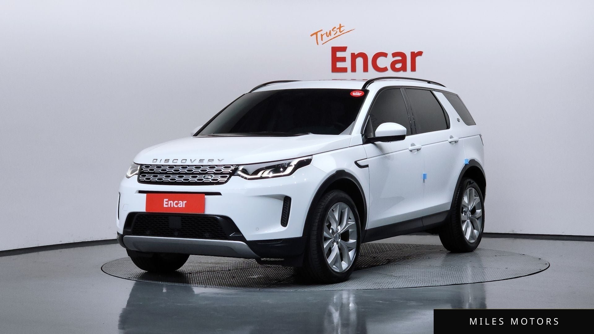 Land Rover Discovery Sport 2022 — фото 1 из 12
