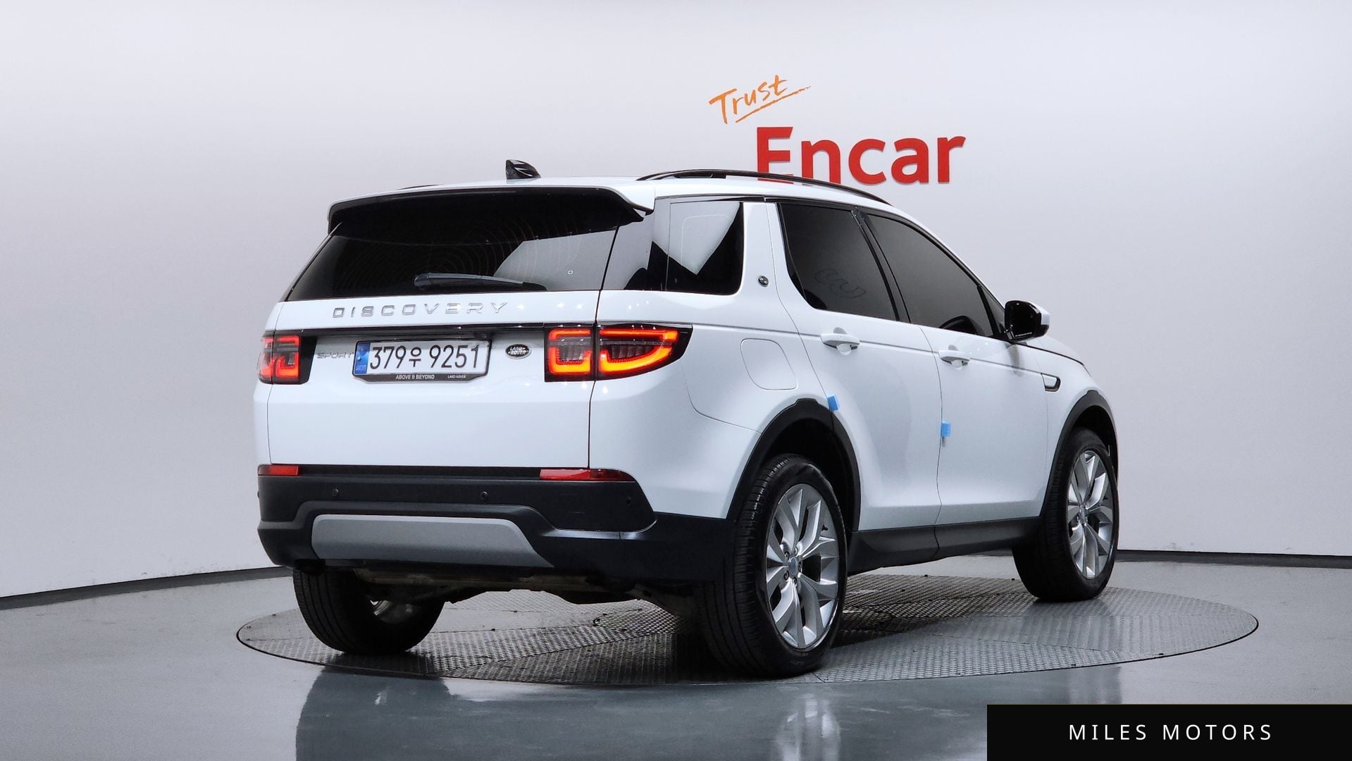 Land Rover Discovery Sport 2022 — миниатюра 2