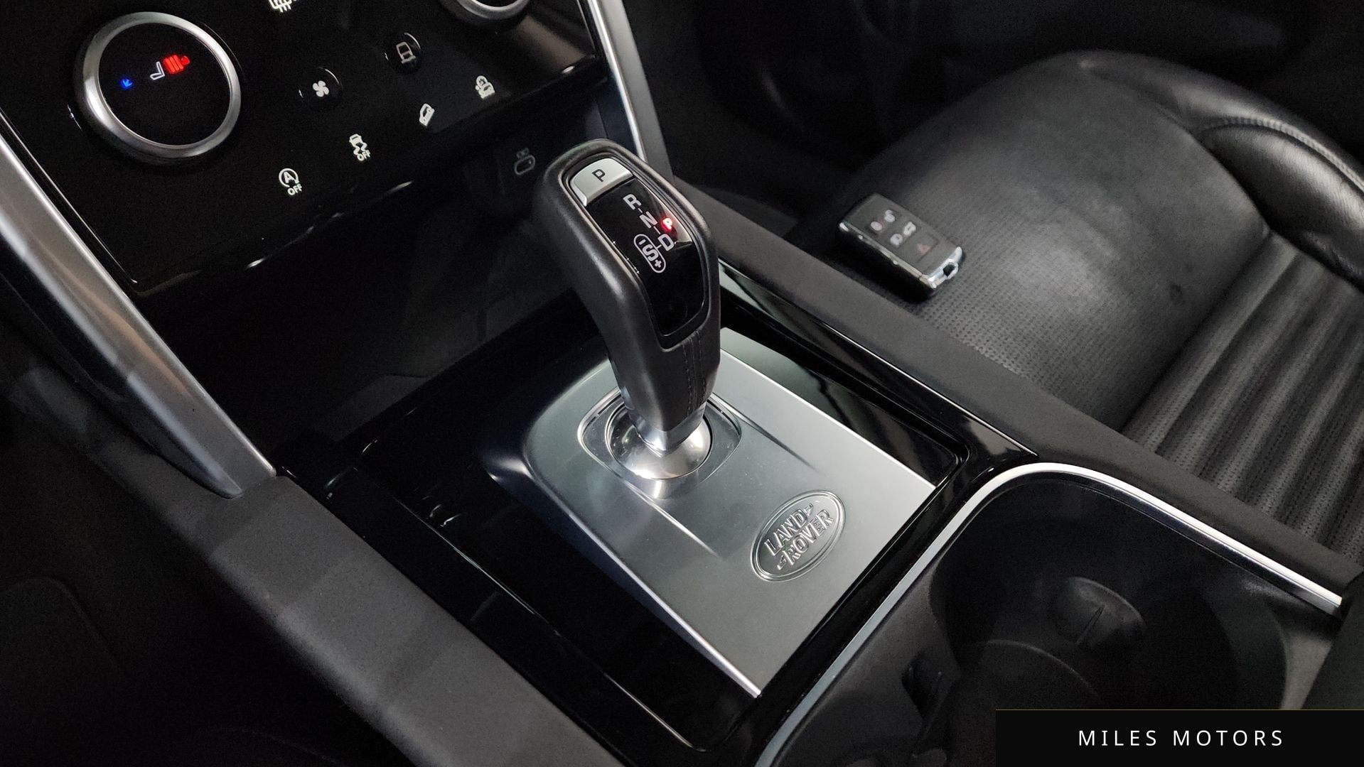 Land Rover Discovery Sport 2022 — миниатюра 12