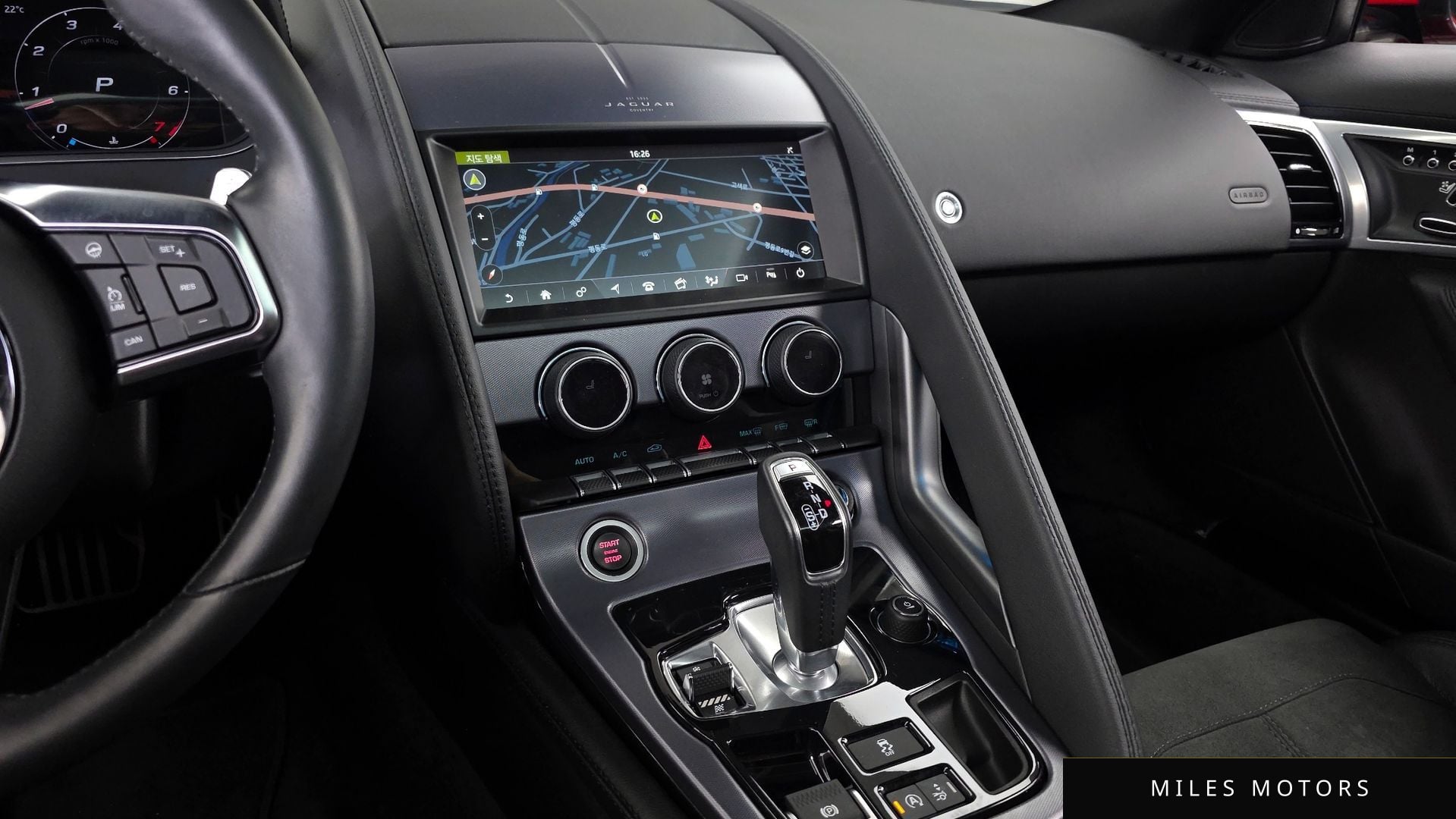 Jaguar F-TYPE 2021 — миниатюра 20