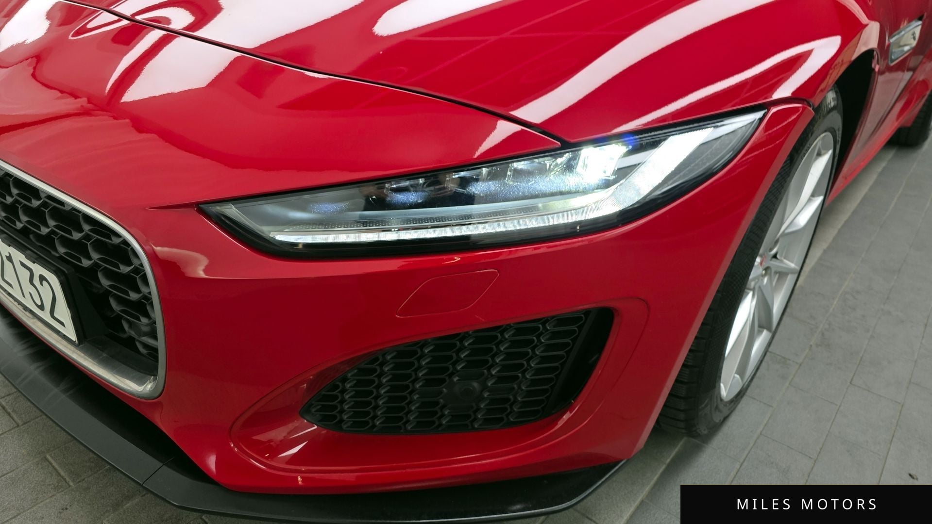 Jaguar F-TYPE 2021 — миниатюра 8