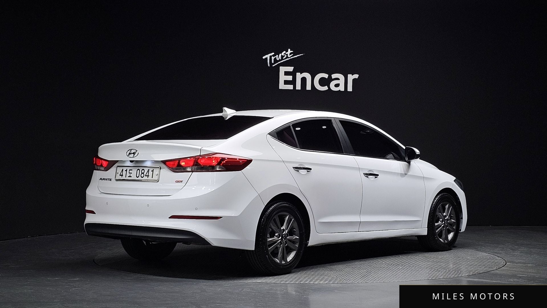 Hyundai AVANTE 2016 — миниатюра 2