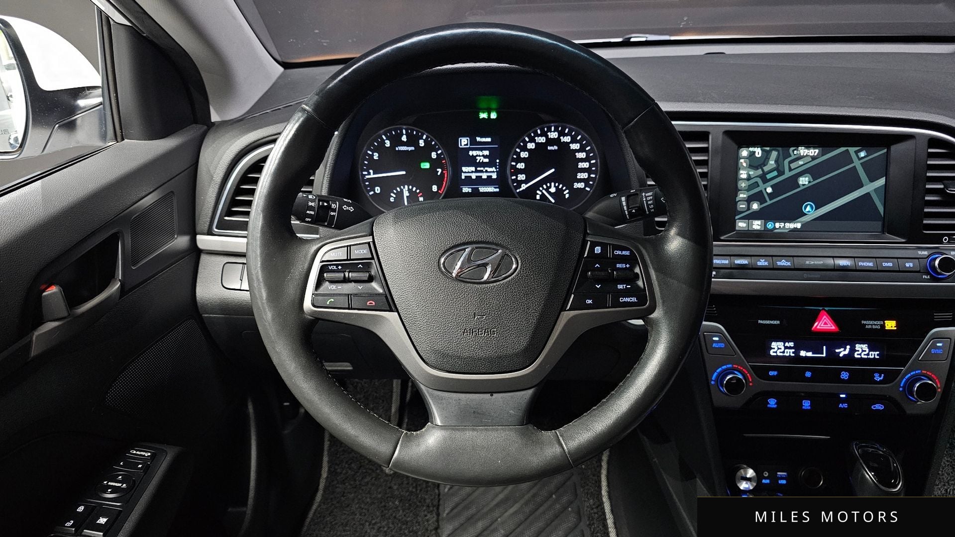 Hyundai AVANTE 2016 — миниатюра 12