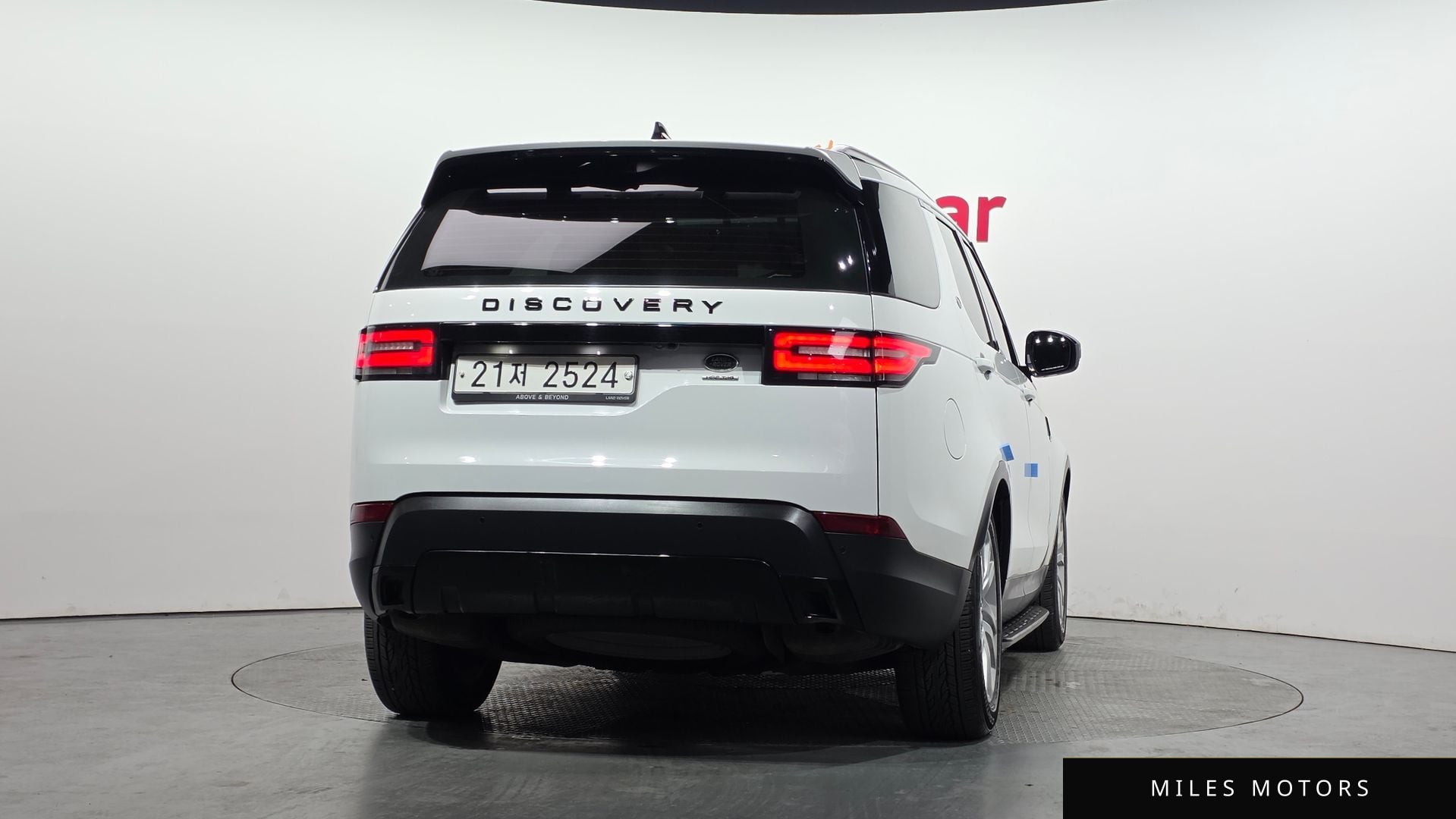 Land Rover Discovery 2017 — миниатюра 3