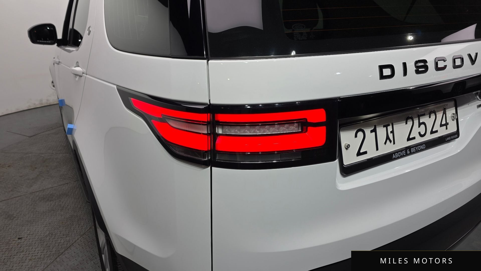 Land Rover Discovery 2017 — миниатюра 8