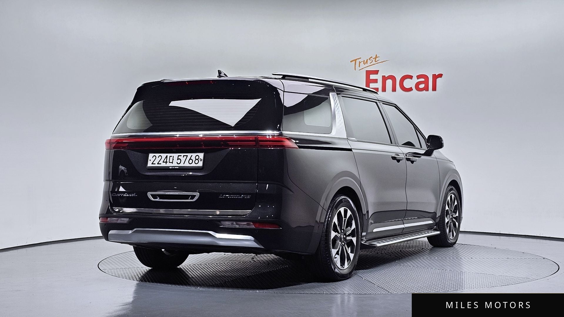 Kia Carnival 2021 — миниатюра 2