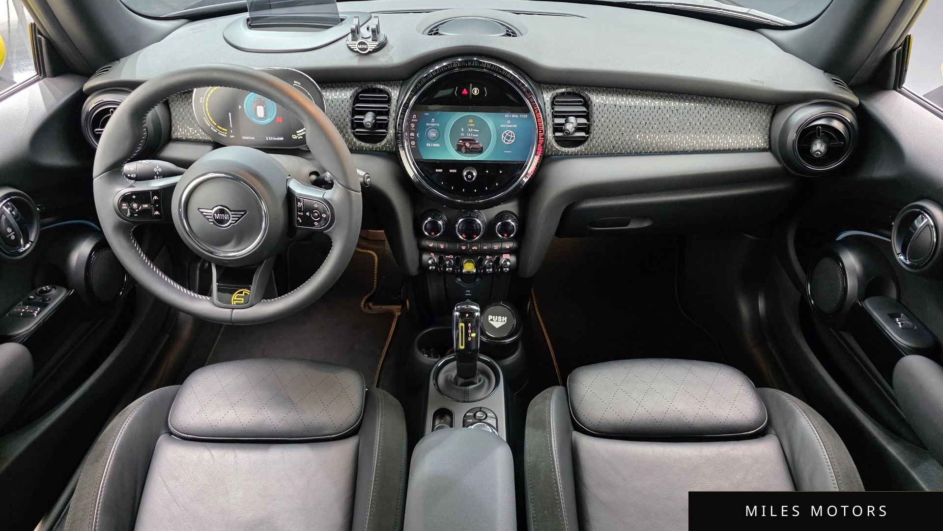 MINI Cooper 2023 — миниатюра 9