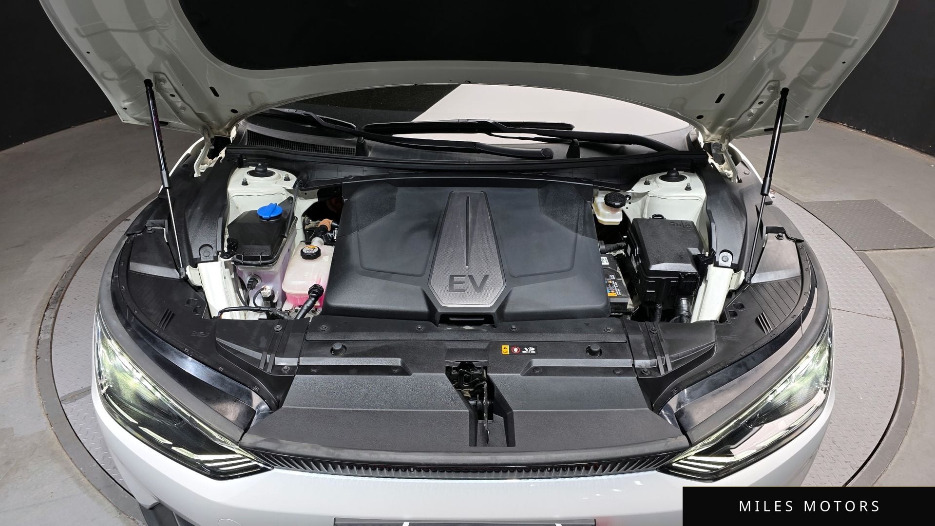 Kia EV6 2022 — миниатюра 6
