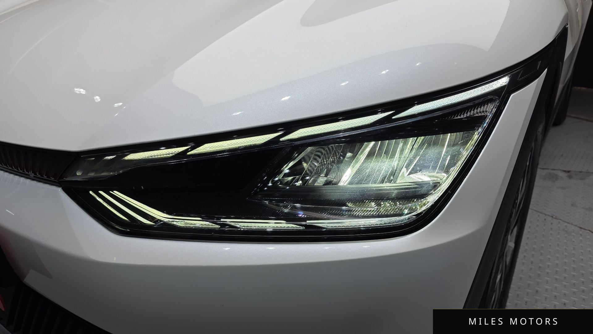 Kia EV6 2022 — миниатюра 8