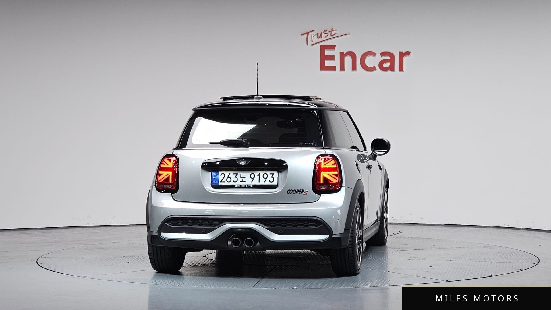 MINI Cooper S 2023 — миниатюра 3
